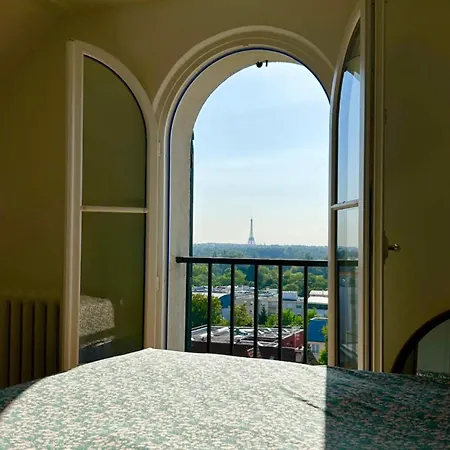 Maison Familiale Avec Vue Tour Eiffel Σπίτι διακοπών *