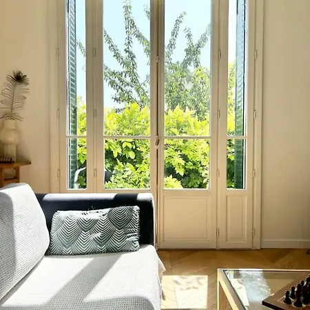Maison Familiale Avec Vue Tour Eiffel