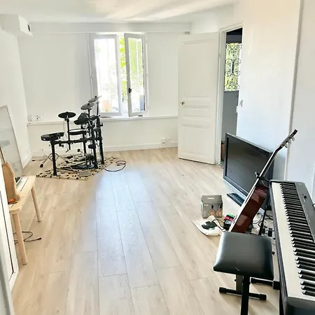 Maison Familiale Avec Vue Tour Eiffel Σπίτι διακοπών Suresnes