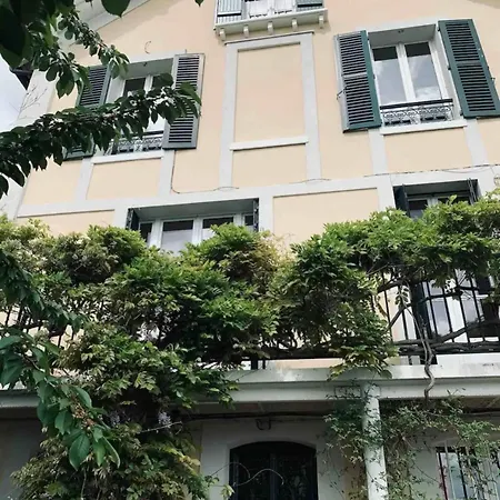 Maison Familiale Avec Vue Tour Eiffel *